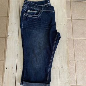 Amethyst Cuffed Jean Capris